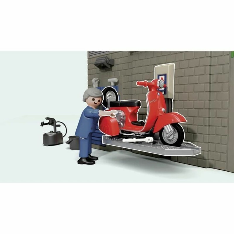 Juguete Vespa para niños en acción