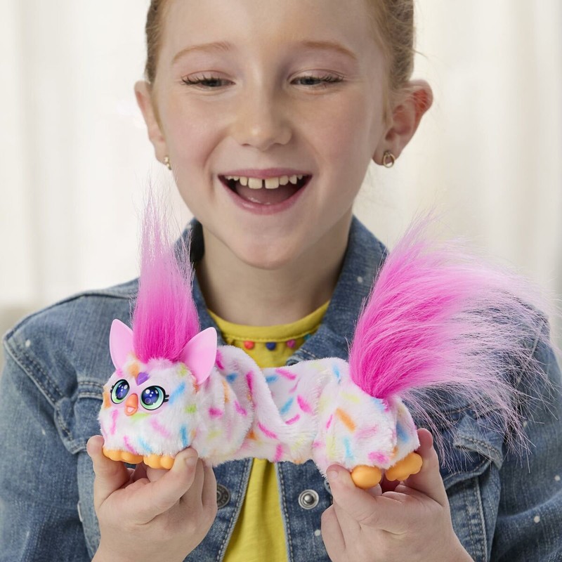 Peluche Hasbro que habla, vista lateral