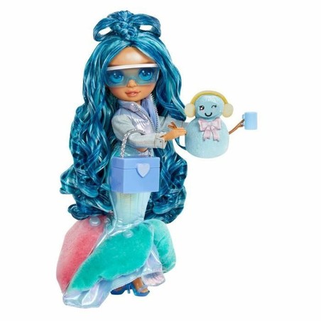 Detalle de los accesorios muñeco Rainbow High Winter Wonderland