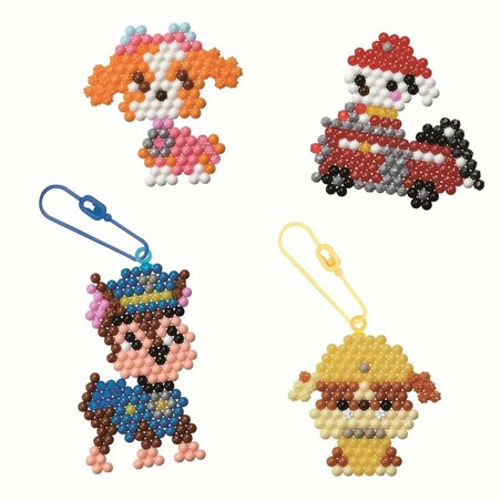 Proceso de creación con Aquabeads: abalorios y agua