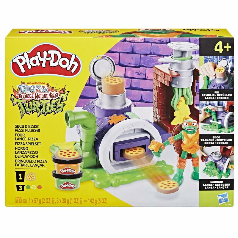 Niño sonriendo con el kit manualidades infantil de plastilina