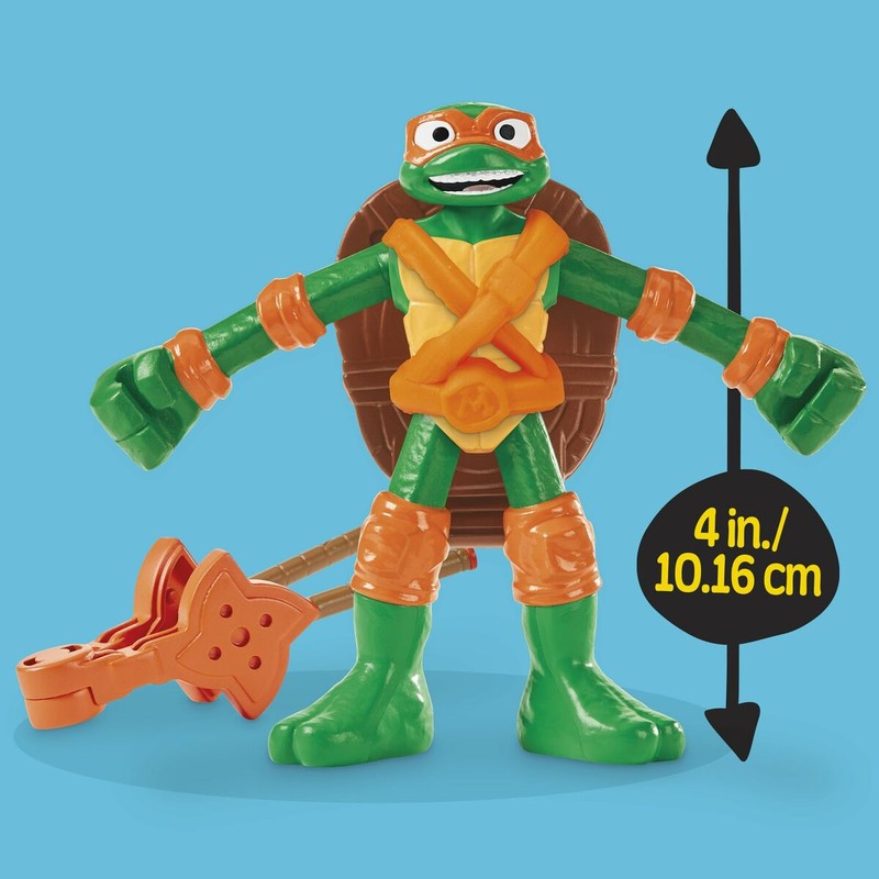 Niños compartiendo y jugando con plastilina Hasbro