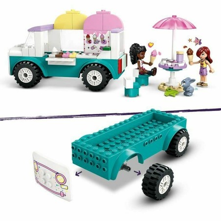 Niña jugando con set LEGO Friends estimulando imaginación