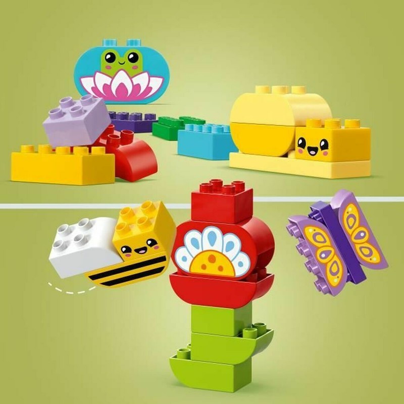 Construcción niños 3 años jugando con piezas grandes Lego