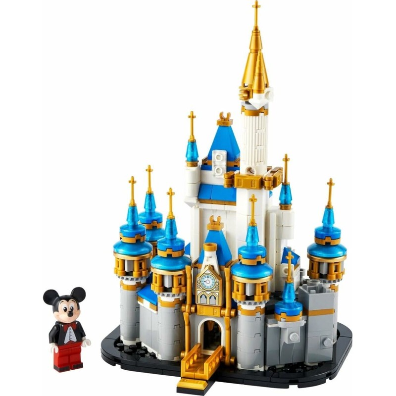 Niño construyendo el Castillo Disney LEGO 40478