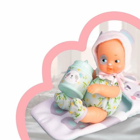Muñeco para niños Barriguitas Soft en posición de juego, estimulando la imaginación