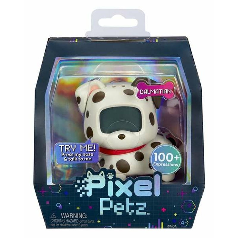 Niña feliz cuidando su mascota digital para niños Pixel Petz