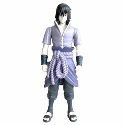 Figura Articulada Sasuke Uchiha Bandai en pose dinámica, mostrando su articulación.