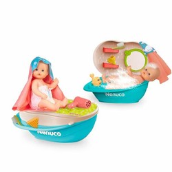 Muñeco Bebé Nenuco 35 cm en primer plano con ropa de bebé 2