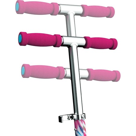 Patinete plegable infantil Razor, listo para guardar