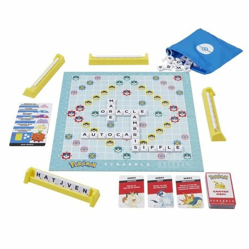 Juego mesa familiar Pokémon Scrabble, tablero con diseño de la región Kanto.