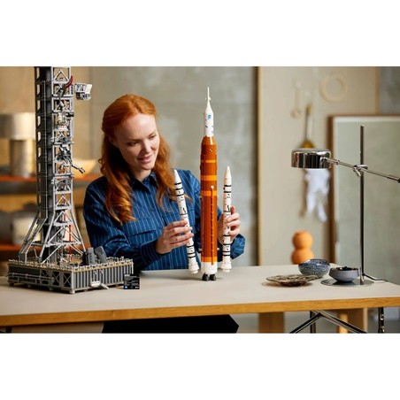 Maqueta Lego 10341 con 3601 piezas
