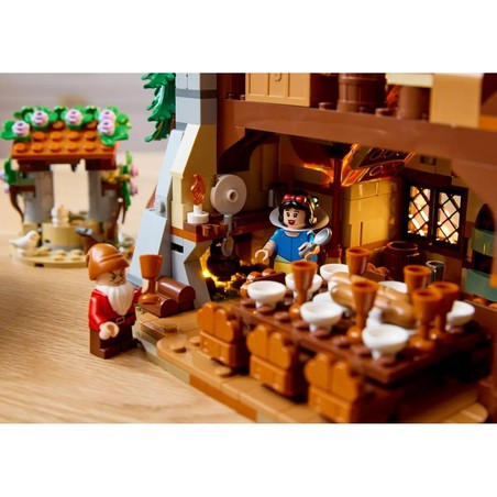 Interior detallado de la Casita de Blancanieves para construir