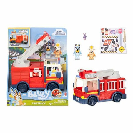 Muñeco bebé Famosa Bluey con camión de bomberos