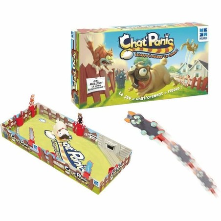 Niños jugando al juego mesa educativo Chat'panic, estimula la memoria.