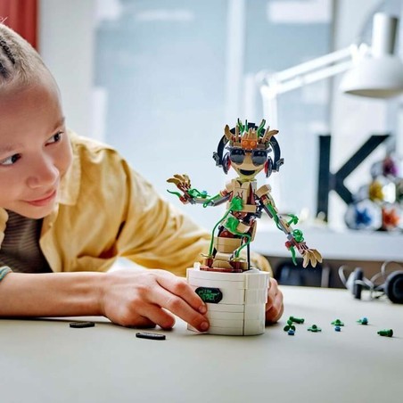 Figura decorativa Marvel Baby Groot montado y listo para jugar