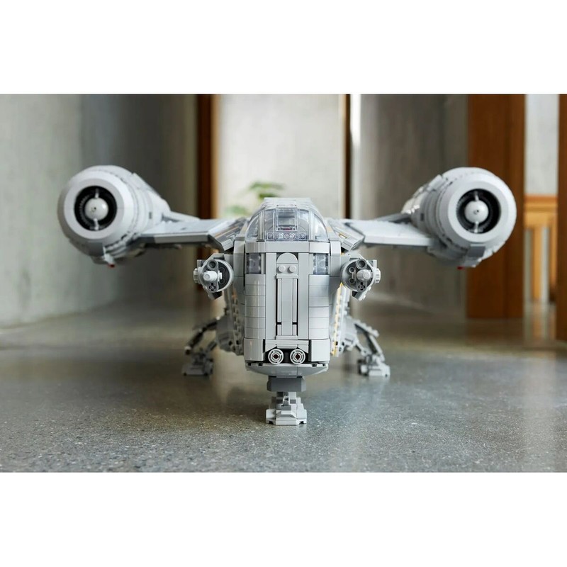 Lego Star Wars The Mandalorian: vista trasera del Razor Crest