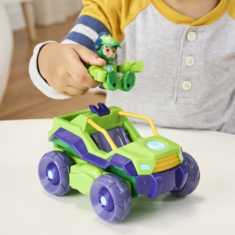 Muñeco articulado de plástico seguro para niños