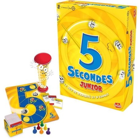 Detalle de cartas de juego mesa estrategia para niños