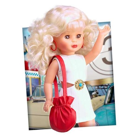 Muñecas Niñas Nancy 40 cm: Compañera de Juegos Ideal
