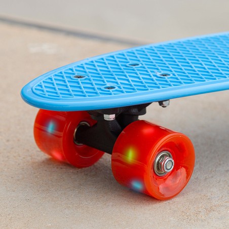 Juguetes exterior niños: Patinete Colorbaby con Luz LED