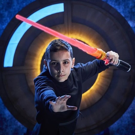 Disfraces Niños: Espada de Juguete Hasbro con Luz y Sonido