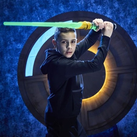 Disfraces Niños: Espada de Juguete Hasbro con Luz y Sonido