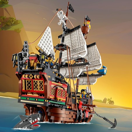 Figuras Acción Niños: Playset Lego Creator Barco Pirata 3 en 1