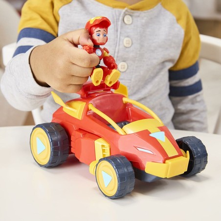 Juguete de plástico rojo de la marca Hasbro