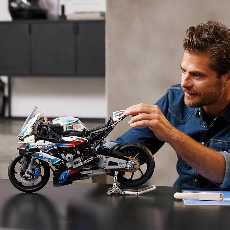 Lego Technic BMW M 1000 RR - Set de Construcción para Adultos