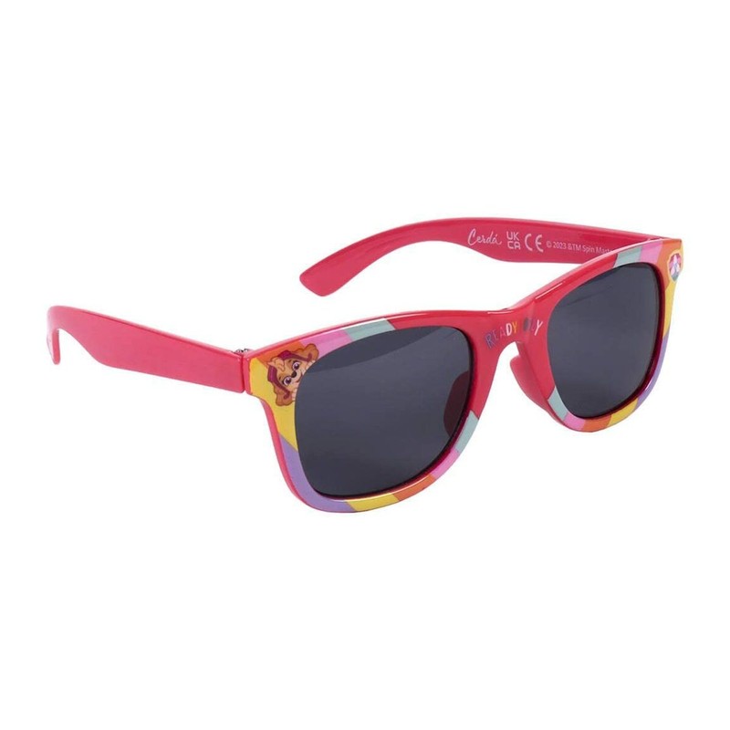 Gafas de sol UV para niños con diseño divertido, que asegura estilo y seguridad.