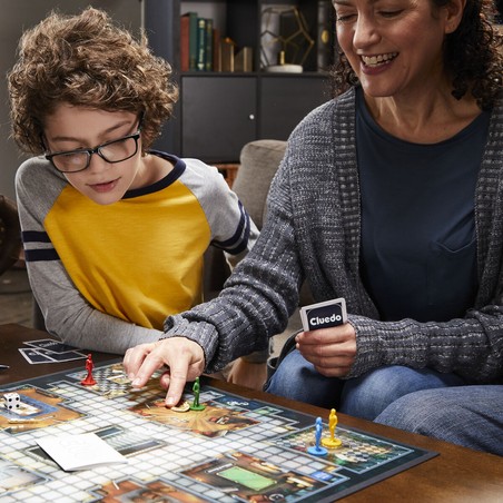 Juegos Mesa Niños: Cluedo Hasbro Clásico de Misterio