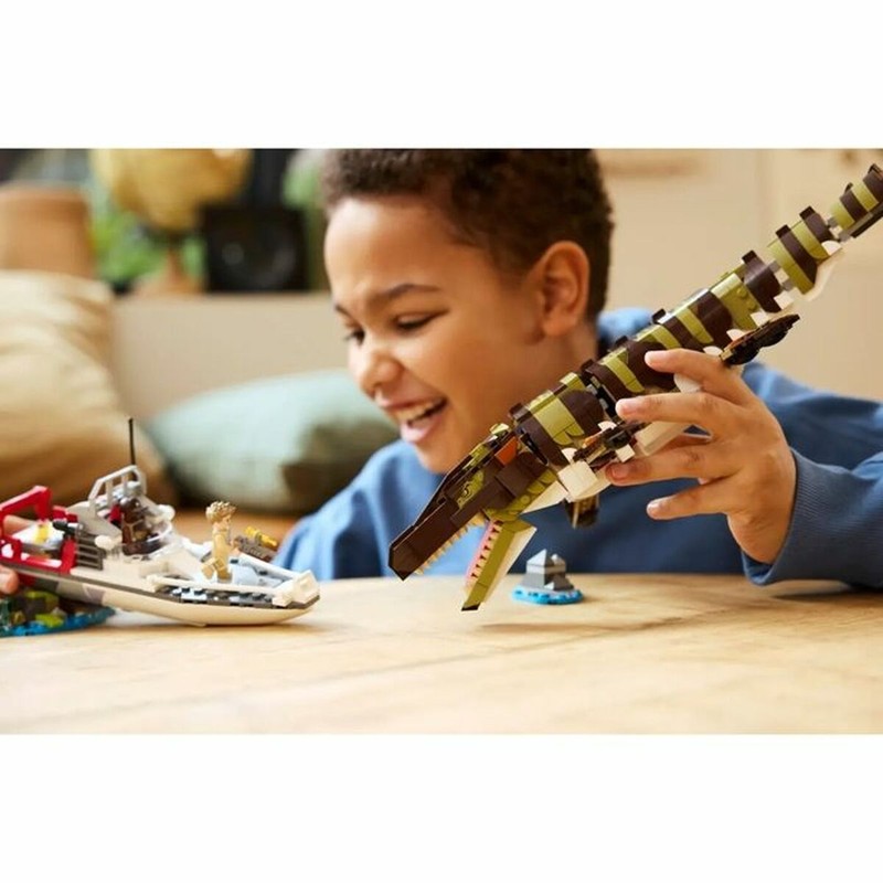 Set construcción educativo: Mosasaurio y minifiguras LEGO Jurassic World