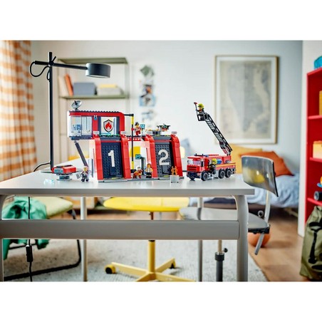 Figuras Acción Niños: Estación Bomberos LEGO City 60414 con Camión