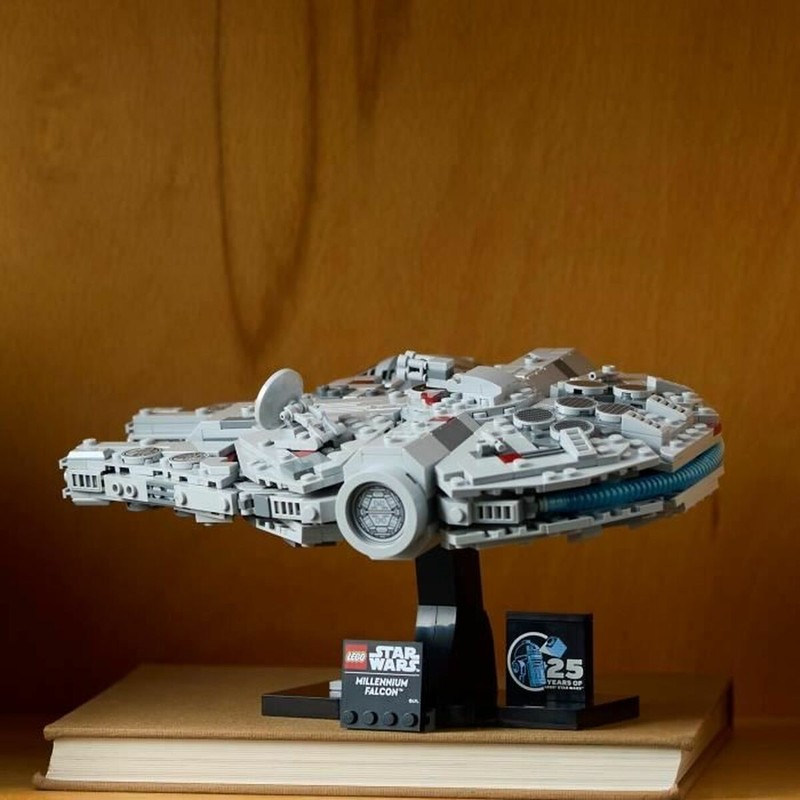 Lego Millenium Falcon Star Wars: Set de Construcción para Coleccionistas