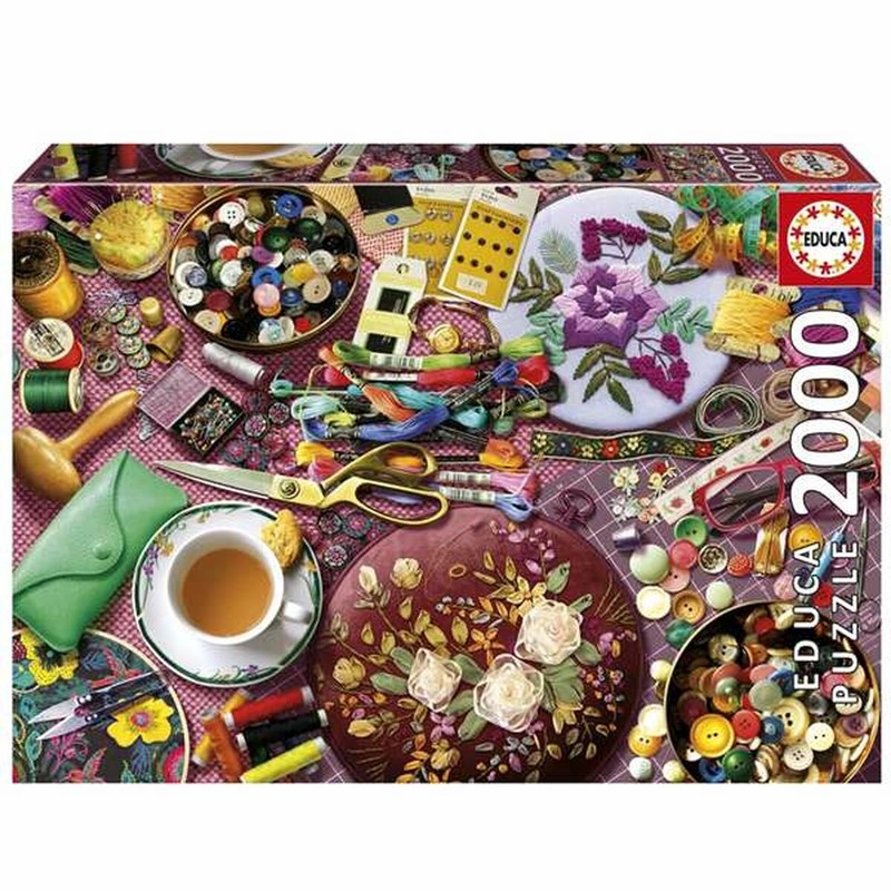 Ensamblaje del puzzle Educa, una actividad que no es compatible LEGO Duplo, pero sí con tu ingenio.