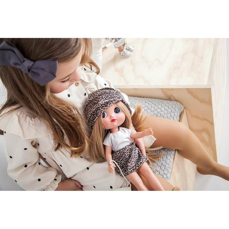 Muñecas Niñas Arias Elegance Dunya 38 cm