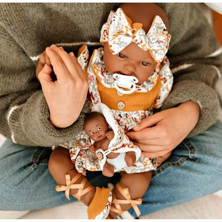 Muñecas Niñas Arias Elegance: Bebé Realista 45 cm