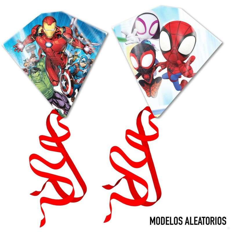 Juguetes exterior niños: Cometa Marvel 58x56cm
