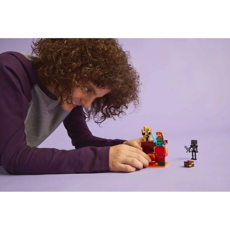 Juguetes Construcción Niños LEGO Minecraft 21266: Aventura Lava Abisal