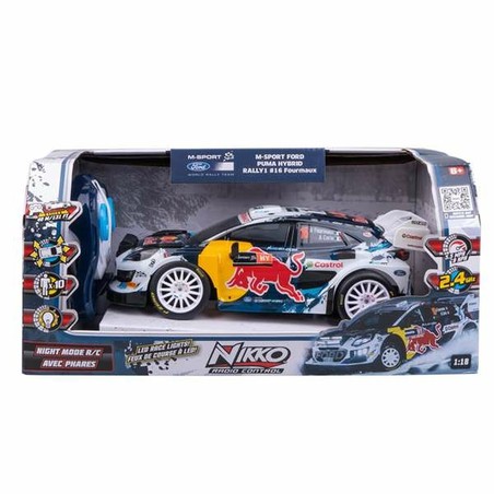 Coche RC Moltó encendido con luces