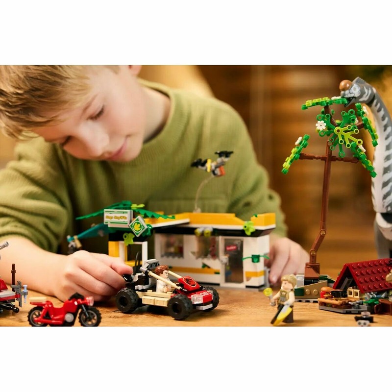 Figuras Lego Raptor y Titanosaurio, elementos de construcción detallados
