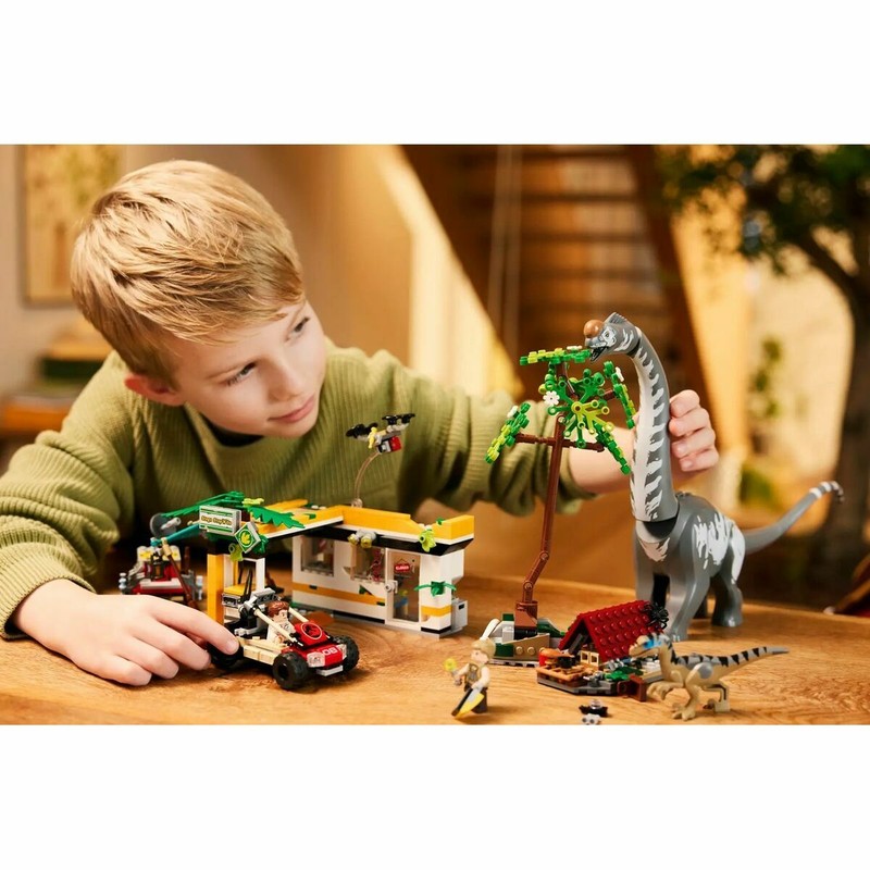Componentes del set Lego Jurassic World, ideal para el desarrollo infantil