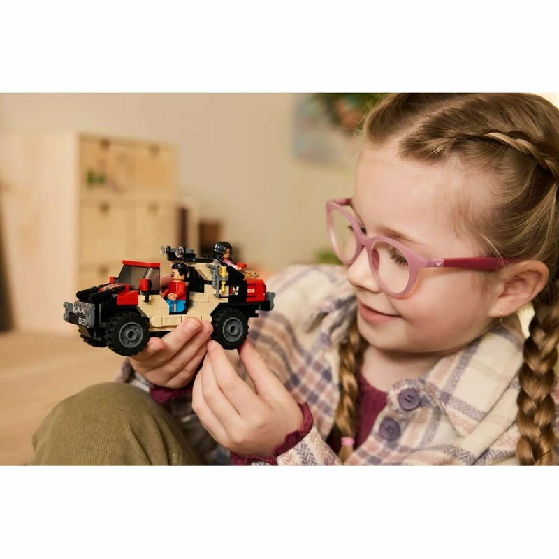 Velociraptor de juguete LEGO, parte del set construcción 76972