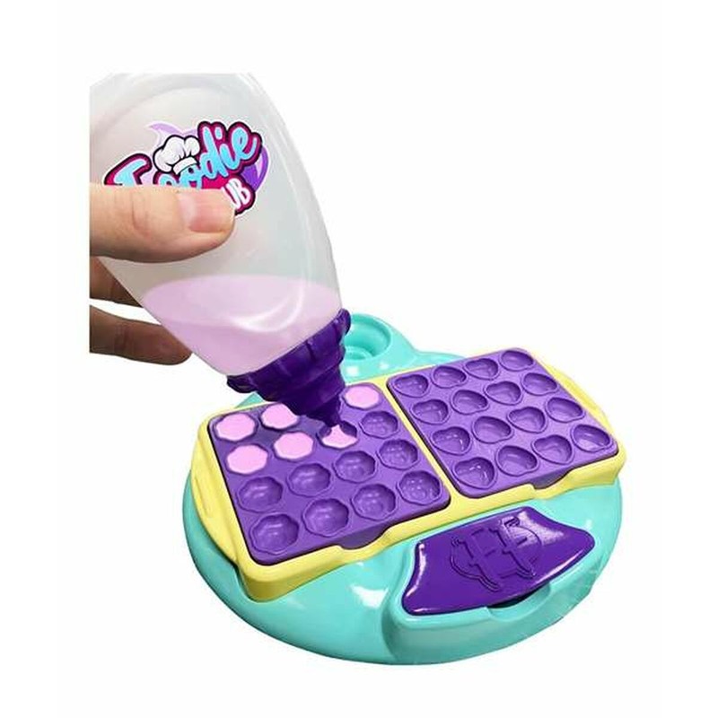 Juguete de cocina infantil con accesorios coloridos