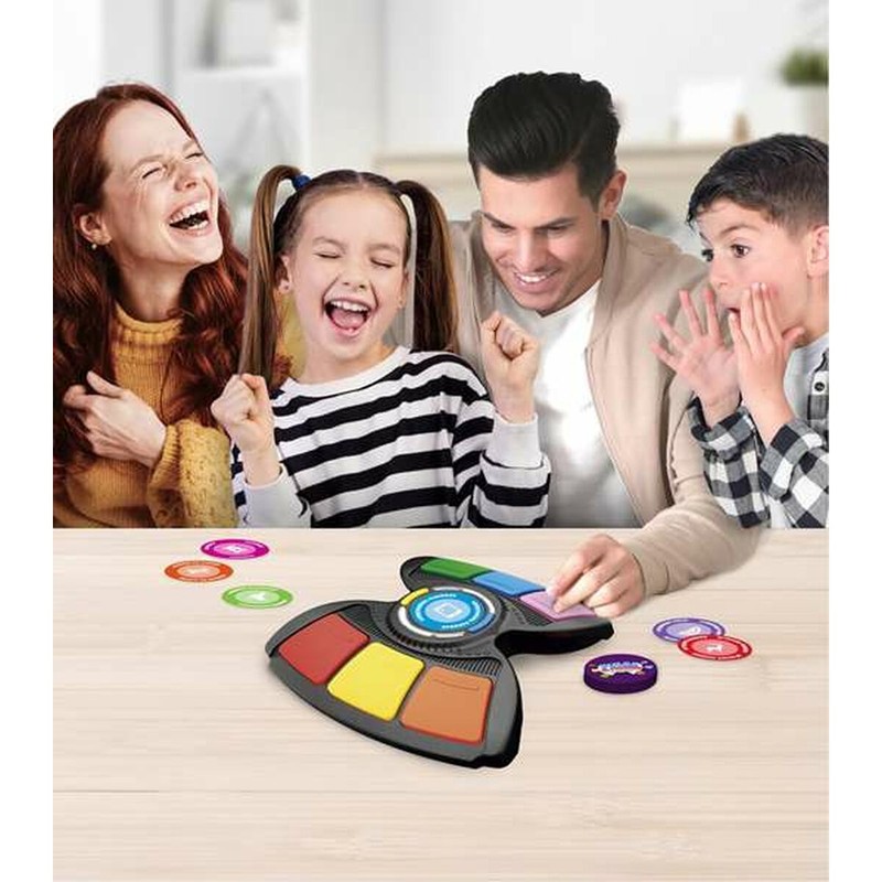 Niños jugando al juego de agilidad mental Pulsa El Primero