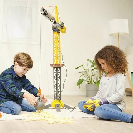 Grúa Smoby Mighty Crane levantando carga, ideal para **pista coches** de construcción