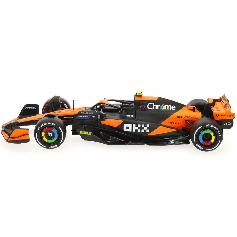 McLaren MCL38 miniatura, ideal para exhibir tu pasión por la Fórmula 1