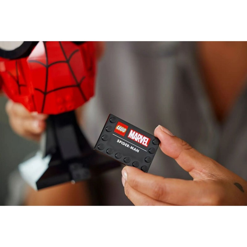 Modelo Spider-Man Lego detallado para montar