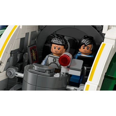 Construcción nave espacial LEGO, proceso de montaje avanzado
